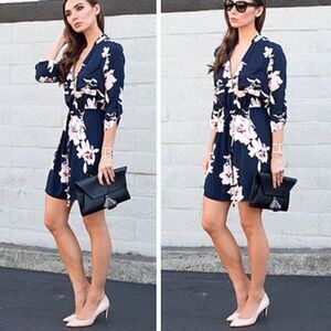 Dynamite Zip Front Floral Dress Size Medium